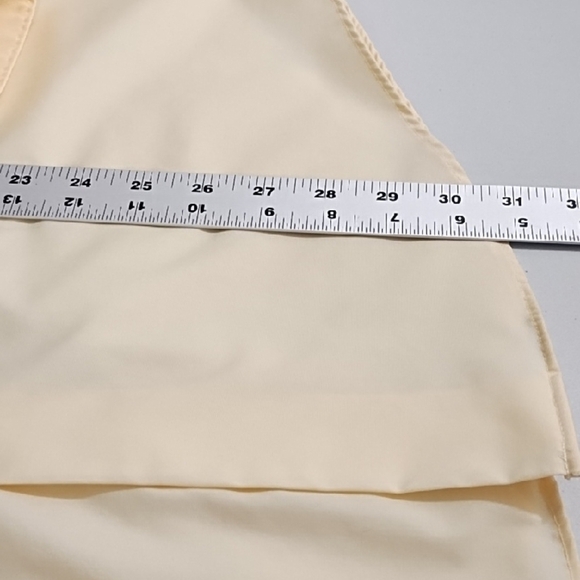 Soft Yelllow Button Up Fitted Dress Shirt Long Sleeve 1 Pocket - Picture 6 of 11